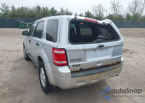 2011 Ford Escape Xlt из США, поврежденный, VIN 1FMCU9D77BKC38802